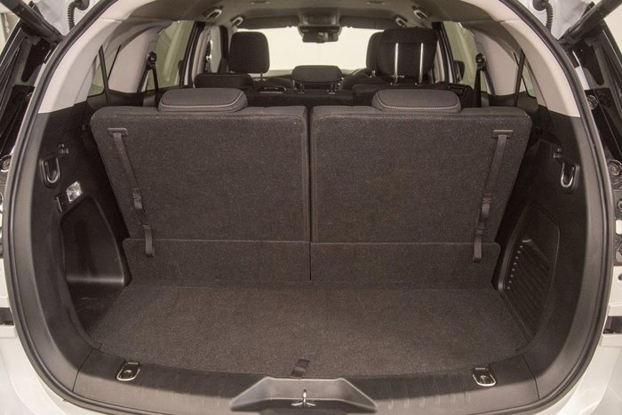 2023 Isuzu MU-X LS-U