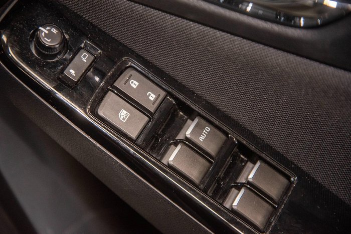 2023 Isuzu MU-X LS-U