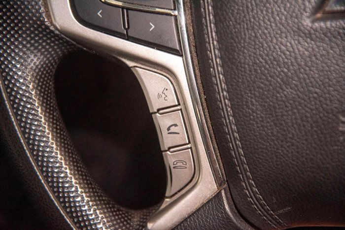 2022 Mitsubishi Triton GLX