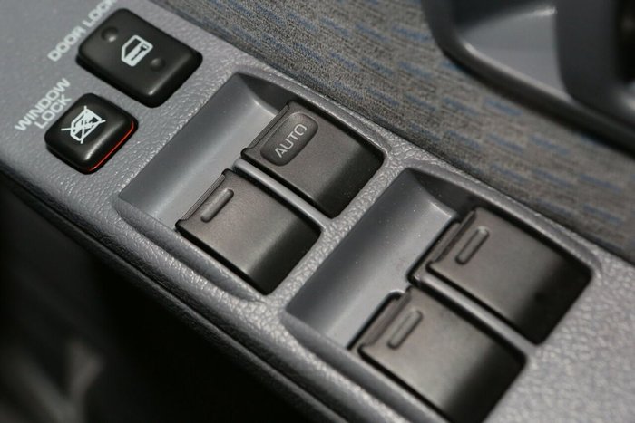 2025 Toyota Landcruiser GXL