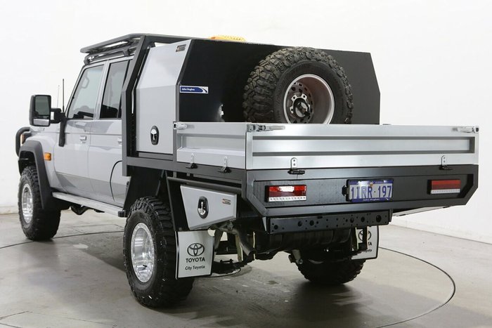 2025 Toyota Landcruiser GXL