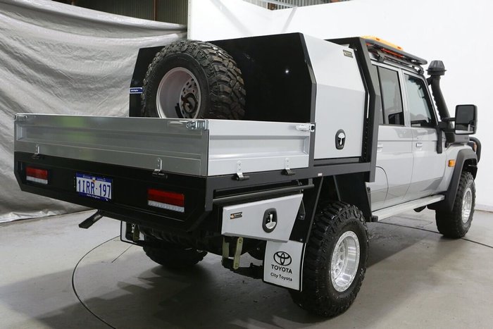 2025 Toyota Landcruiser GXL