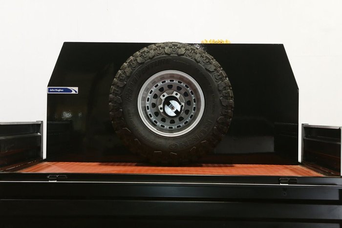 2025 Toyota Landcruiser GXL