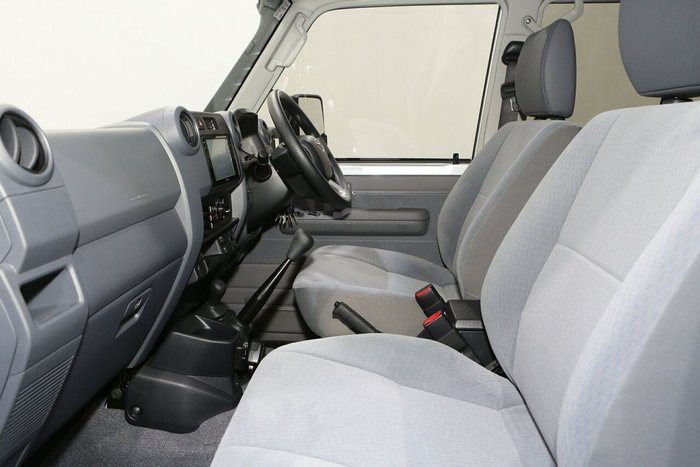 2025 Toyota Landcruiser GXL