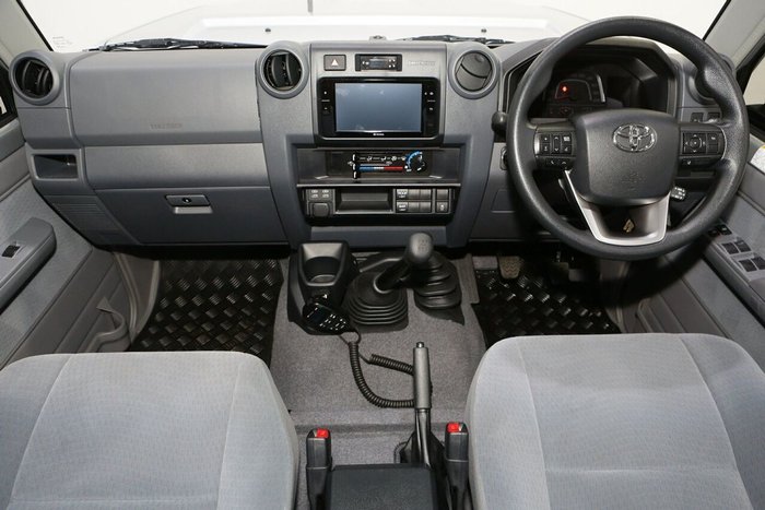 2025 Toyota Landcruiser GXL