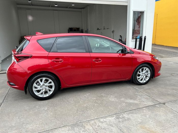 2015 Toyota Corolla Ascent Sport