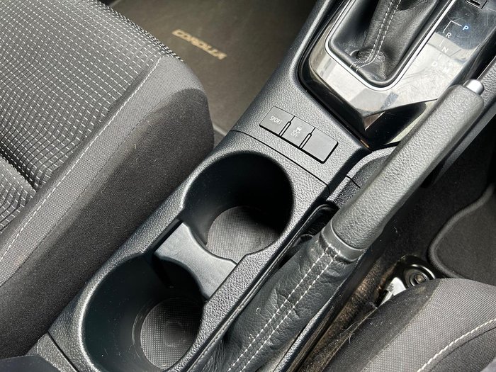 2015 Toyota Corolla Ascent Sport