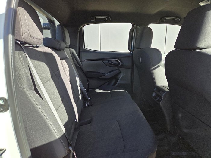 2025 Isuzu D-MAX X-RIDER