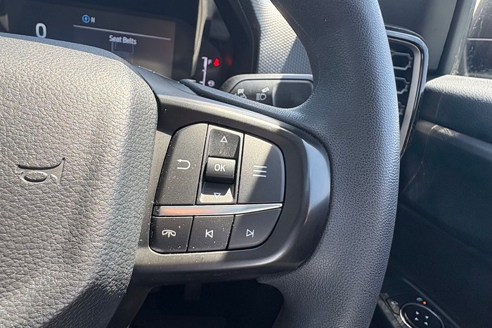 2023 Ford Everest Ambiente