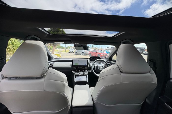 2023 Toyota bZ4X YEAM15R AWD