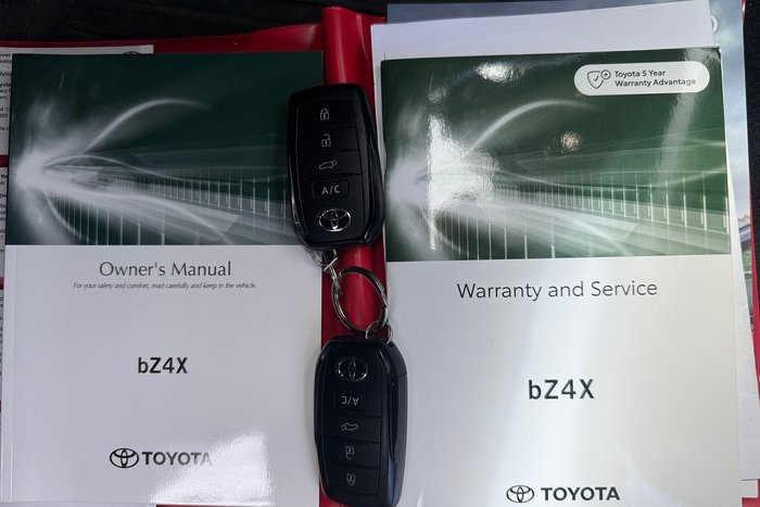 2023 Toyota bZ4X YEAM15R AWD