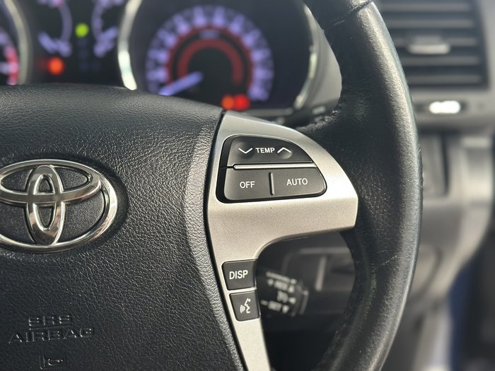 2013 Toyota Kluger Grande