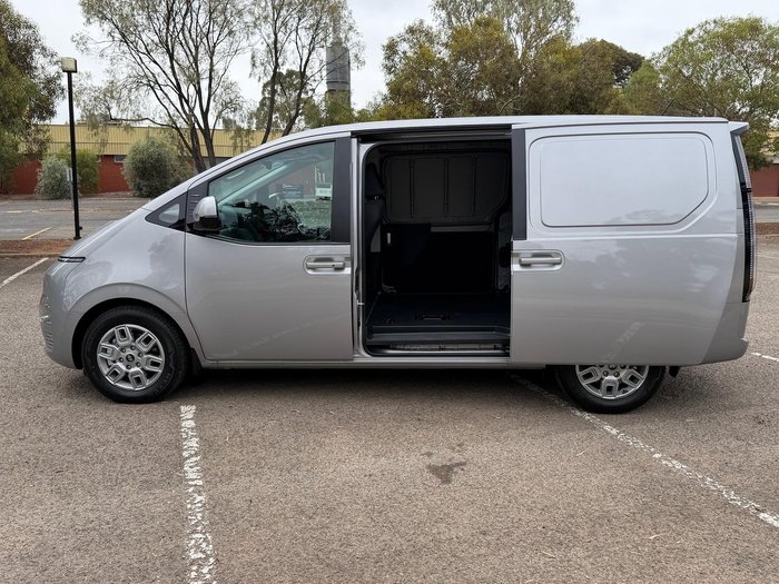 2025 Hyundai STARIA LOAD Premium