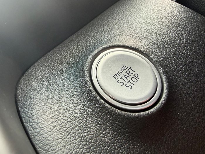 2025 Hyundai STARIA LOAD Premium