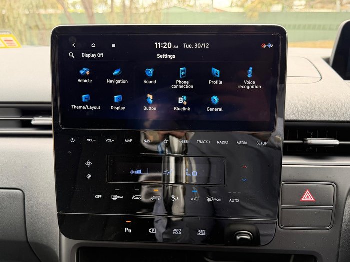 2025 Hyundai STARIA LOAD Premium