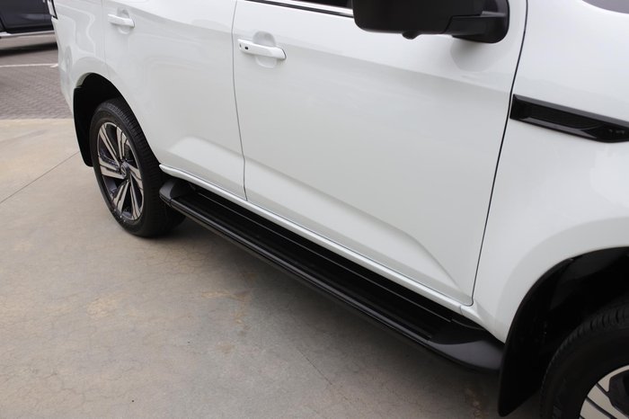 2025 Isuzu MU-X LS-T