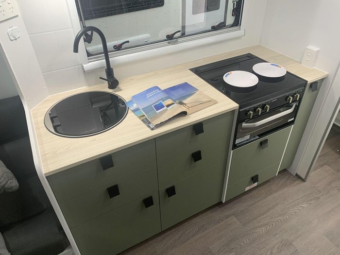 2025 Windsor Daintree