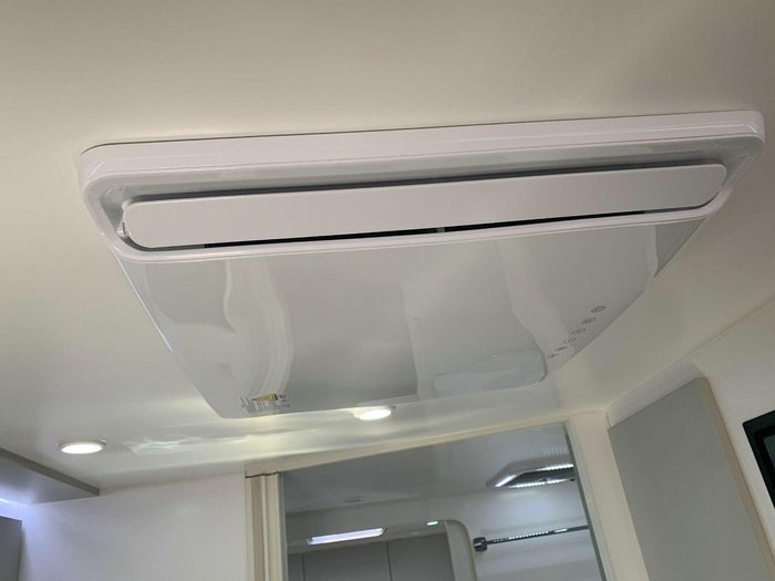 2025 Essential Caravans Cruiser V10 22'10'