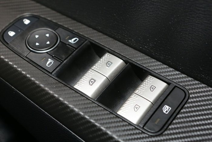 2024 Mitsubishi Outlander ES