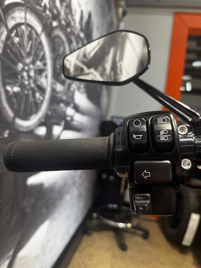 2023 Harley-Davidson Street Bob 114 (FXBBS) Softail Black