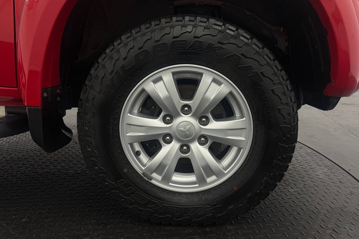 2015 Mitsubishi Triton GLX