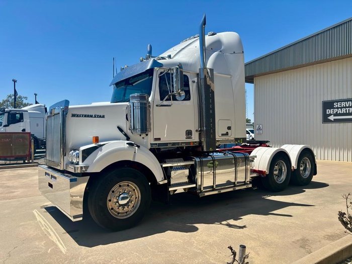 2016 Western Star 4864Fxb With 40