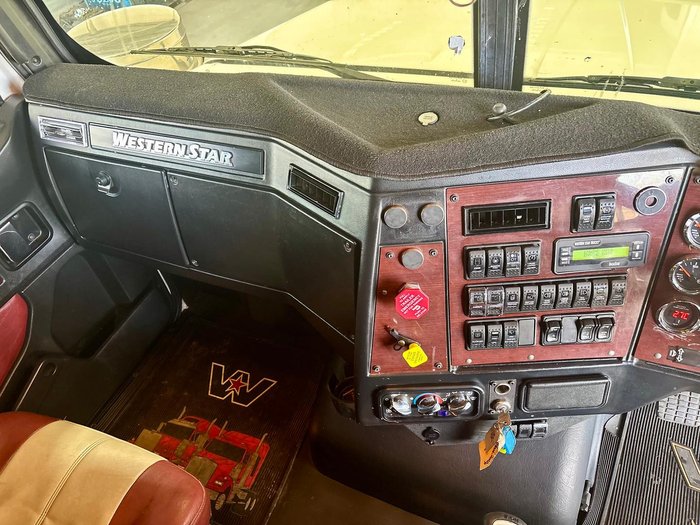 2016 Western Star 4864Fxb With 40