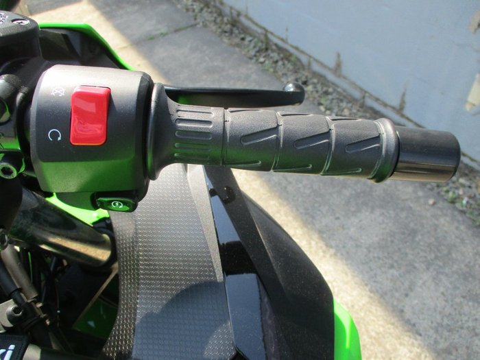 2018 Kawasaki NINJA 400 GREEN