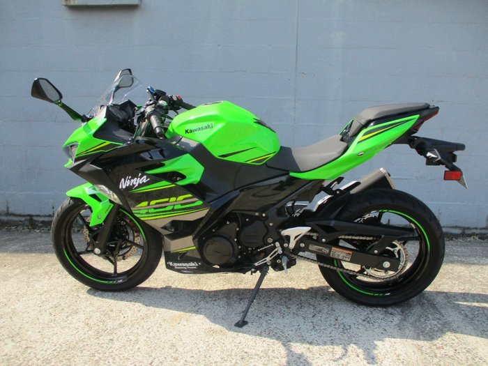 2018 Kawasaki NINJA 400 GREEN