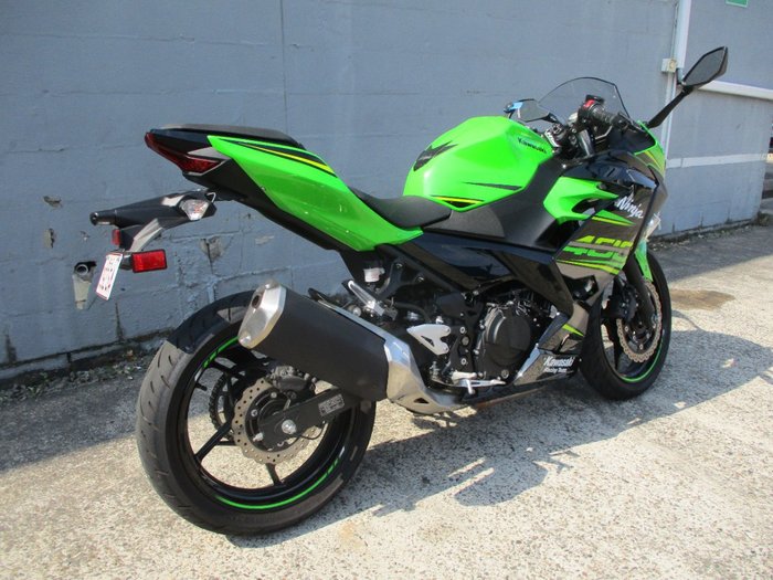 2018 Kawasaki NINJA 400 GREEN