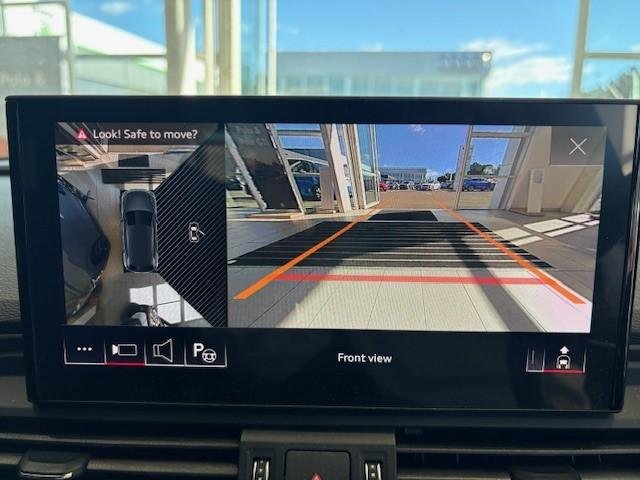 2024 Audi Q5 55 TFSI e S line