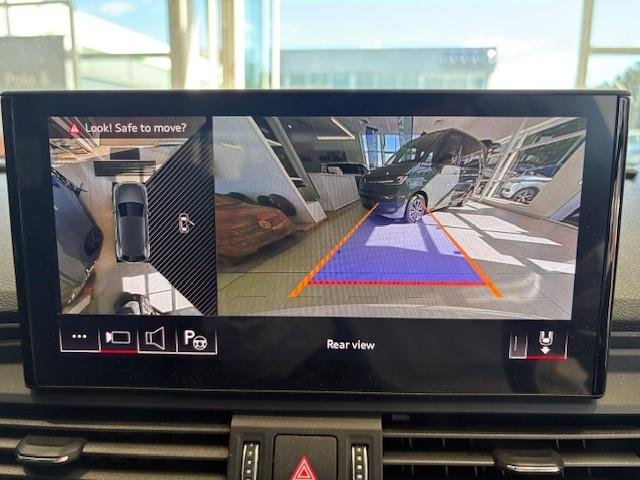 2024 Audi Q5 55 TFSI e S line