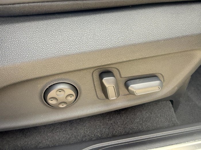 2025 LDV D90 Executive