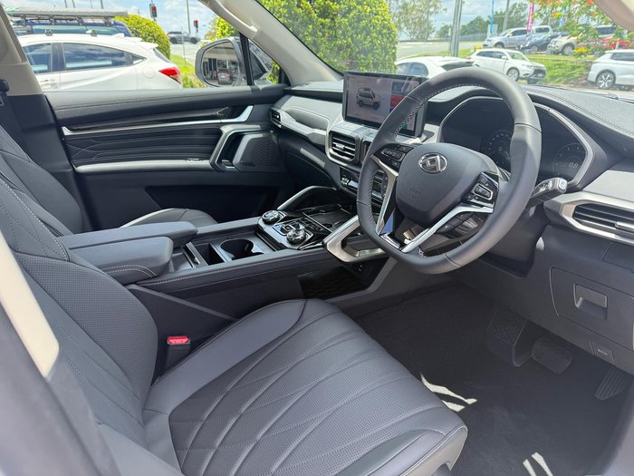 2025 LDV D90 Executive