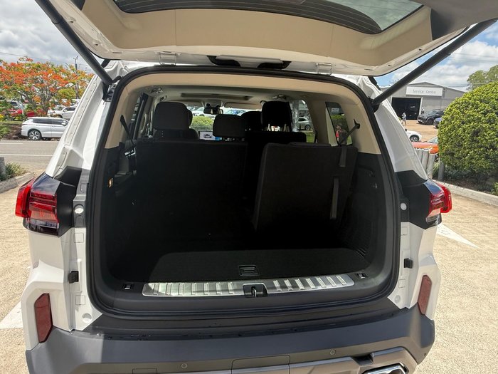 2025 LDV D90 Executive