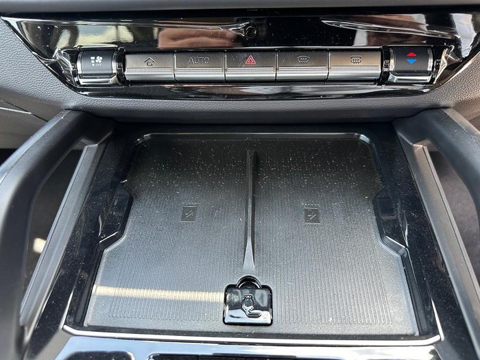 2025 LDV D90 Executive