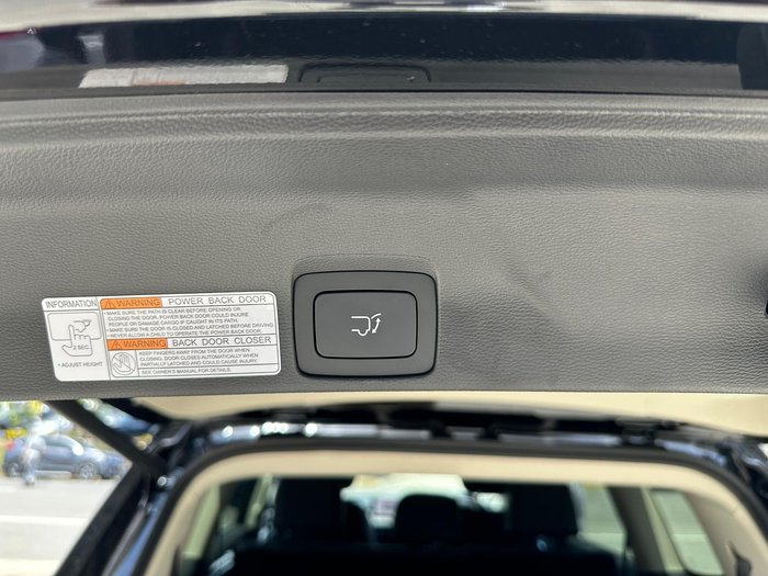 2025 LDV D90 Executive