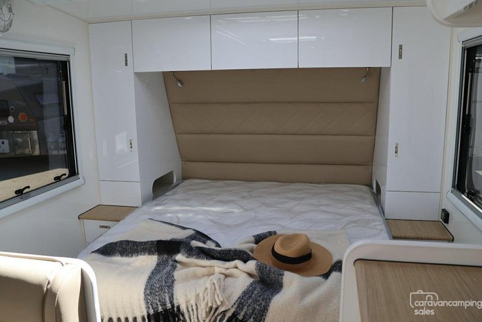 2025 Prime Edge Odyssey 19.6