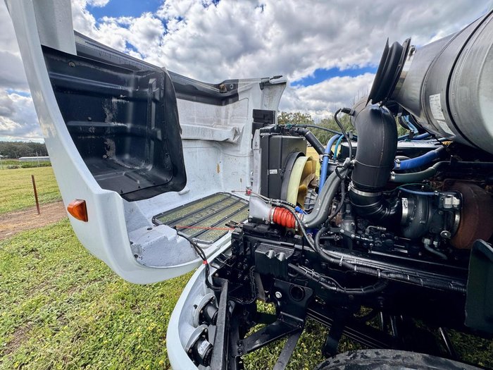 2016 Iveco Powerstar 6800 Series Ll