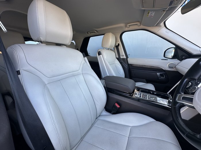 2017 Land Rover Discovery TD6 HSE