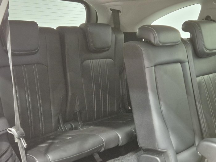 2023 Isuzu MU-X LS-T