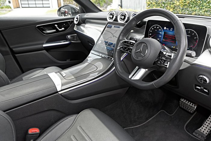 2022 Mercedes-Benz GLC-Class GLC300