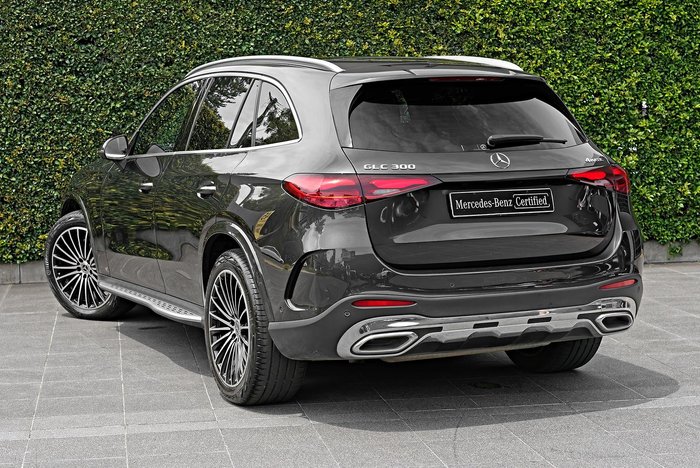 2022 Mercedes-Benz GLC-Class GLC300