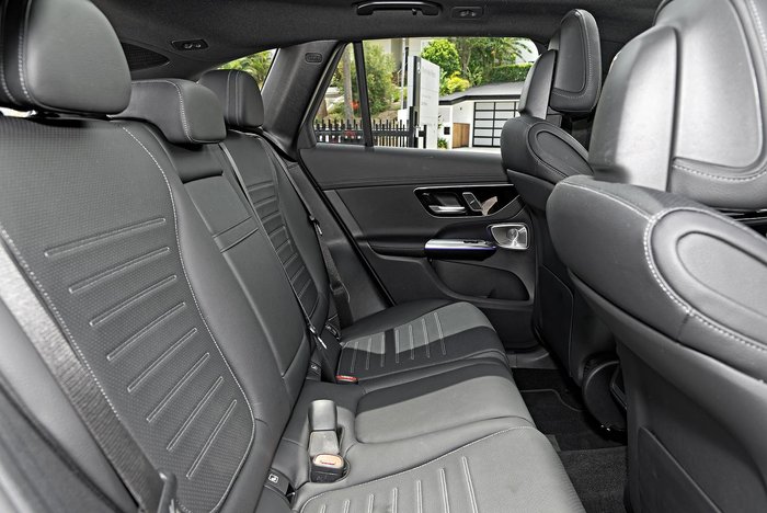 2022 Mercedes-Benz GLC-Class GLC300