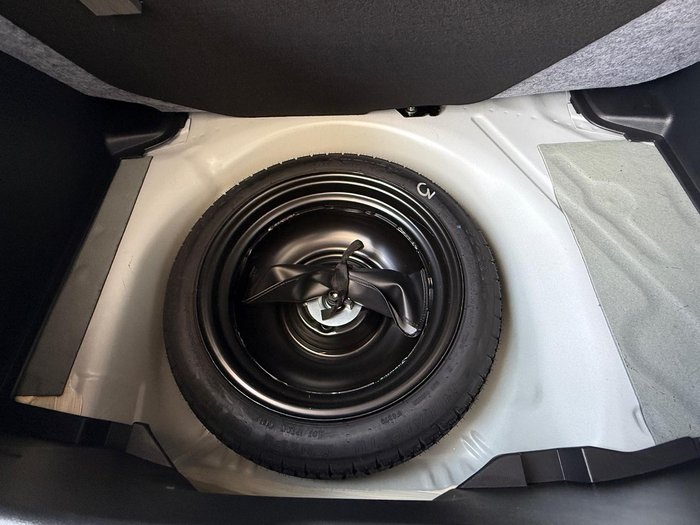 2024 Mazda 2 G15 Evolve