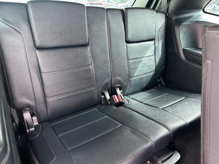 2022 Ford Everest Titanium