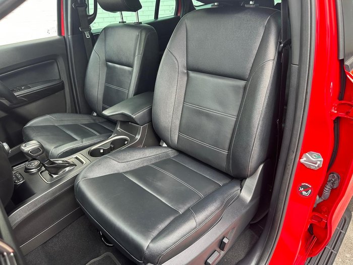 2022 Ford Everest Titanium