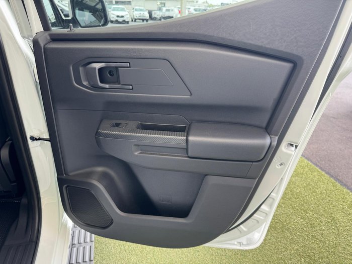 2025 Mitsubishi Triton GLX+