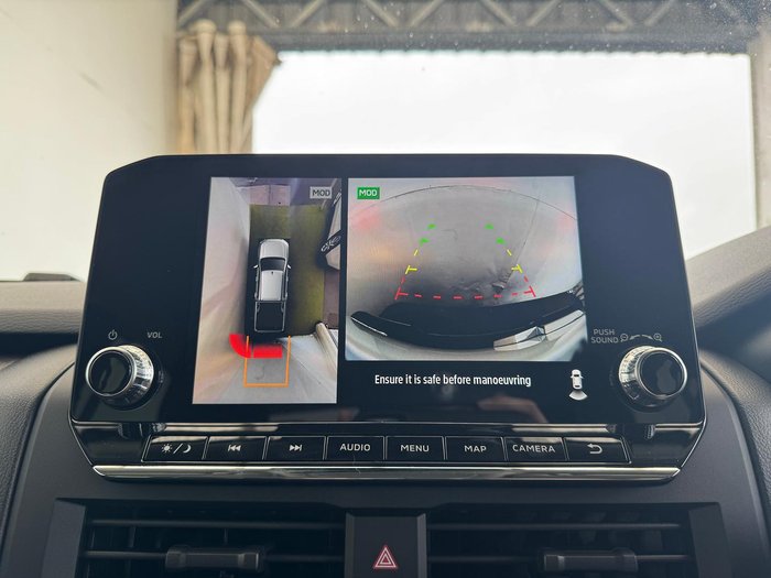 2025 Mitsubishi Triton GLX+