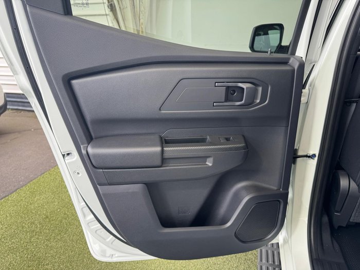 2025 Mitsubishi Triton GLX+